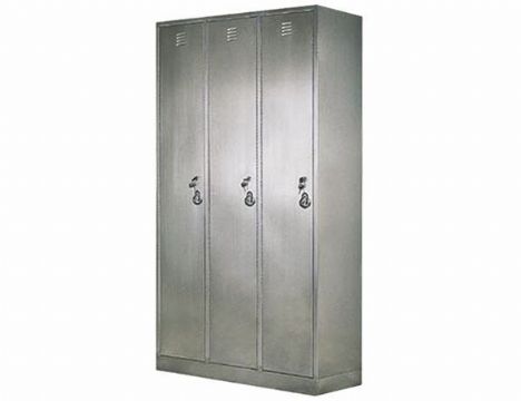 点击查看详细信息<br>标题：不锈钢三门更衣柜 阅读次数：1560